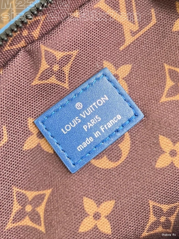 Slingbag LOUIS VUITTON Avenue NM 0815